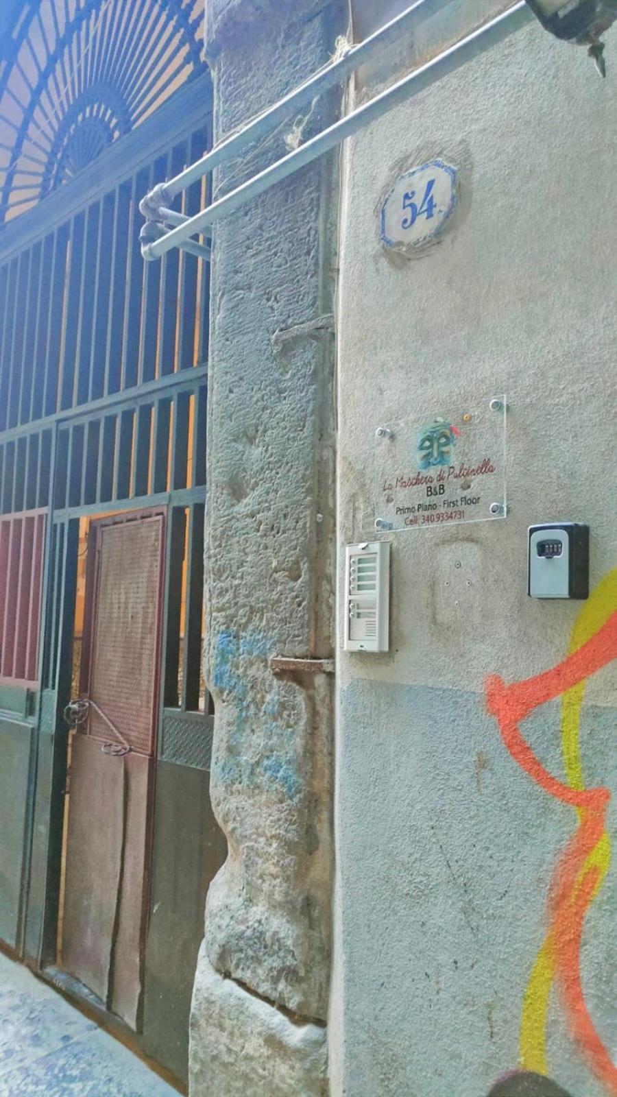 La Maschera Di Pulcinella Napoli Dış mekan fotoğraf